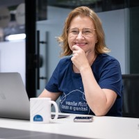 Angela Schwartz