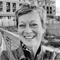 Cindy Stearns-Guttmann
