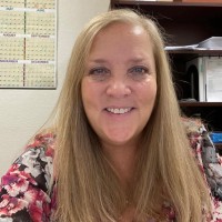 Suzanne (Suzi) Nelson