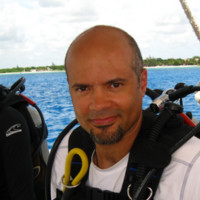 Chris Fredricks
