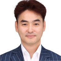 Sang Eun Lee
