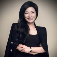 Eva Huang