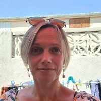 Sandra Dugout