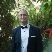 Avi Shoham
