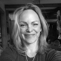 Jennifer Kramer