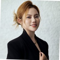 Zoe Zhou