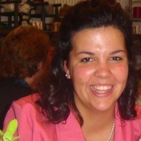 Claire Lynch