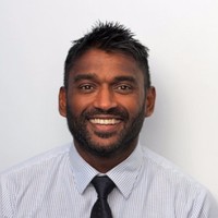 Warren Puvanendran - BSc, MBA (Int' Business)