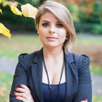 Karyne Schubert Gomes