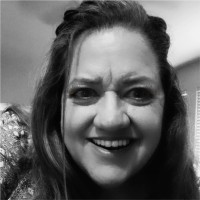 Julie Connolly