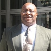 Gil Davis