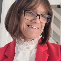 Jayne Broadfield