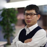 園田健一