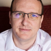 Simon Mason