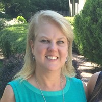 Lisa Schroff