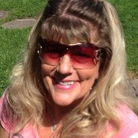 Beth Gunter