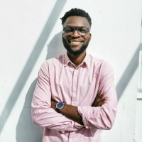 Dr Pelumi Olawale