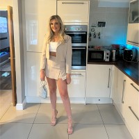 Abbey Lindon