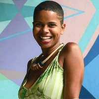 Fabiana Santos Souza