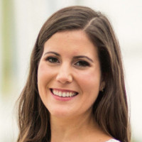 Corinne Nelles