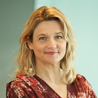 Karine Girard
