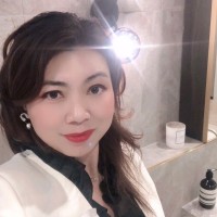 Viola Weiwang Lee