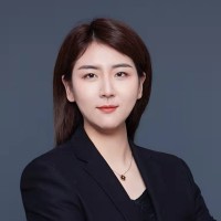 Yuchen F.