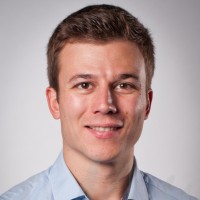 Dr. Tim Steinebach