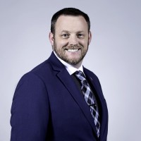 Travis Hooser, Mba