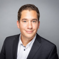 Dr. Konrad Schneid