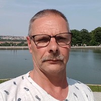 Leen Dam