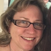 Suzanne Peele