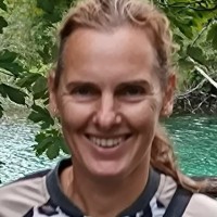 Astrid Van Engen - Bruin