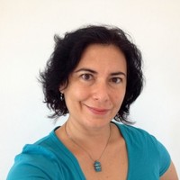 Dr  Laura Campoy