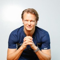Dr. Tilman Stasch