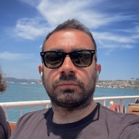 Erfan Mzadeh