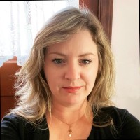 Kelli W.