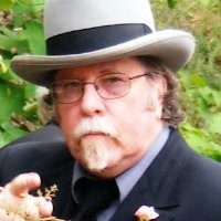 Howard Dillon (Max Marin)