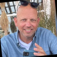 Bas van Hussen