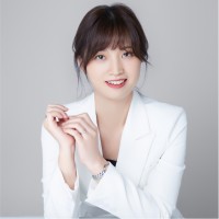 Alice Yang . 杨秀玲
