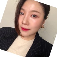 Bomi Kim, Chia