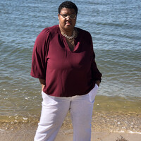 Nefetiria Bowman