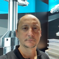 Mesut Özcelik
