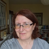 Claire Skinner