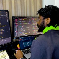 👨🏽💻 Michael Quaynor