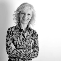 Julie Smith