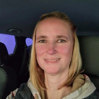 Tina Bolam