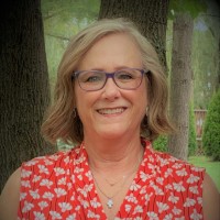 Shellie Law, Client Advisor