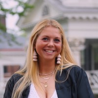 Ellie Cain