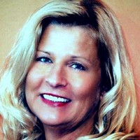 Joyce Edwards